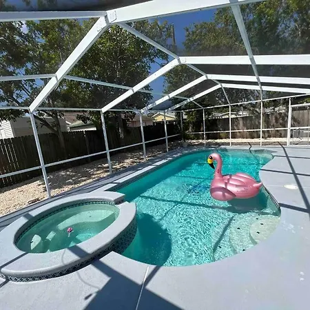 Serenity By The Sea Heated Pool And Spa